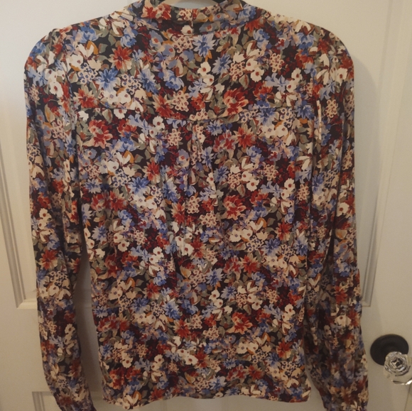 Sezane Abelia Wrap Blouse Fall is Blooming size 38 - Picture 8 of 8